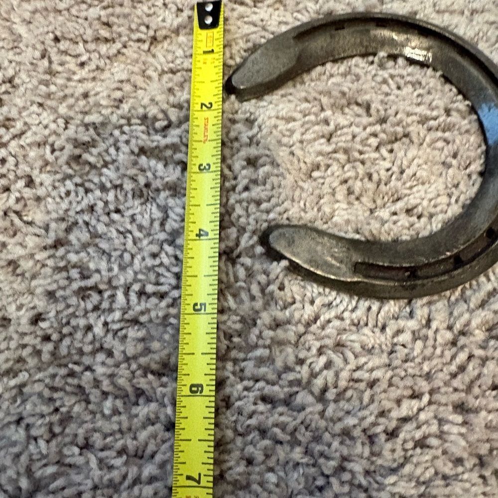 Unique Black Horseshoe Jewelry Holder (jewelry not included) - Picture 7 of 7